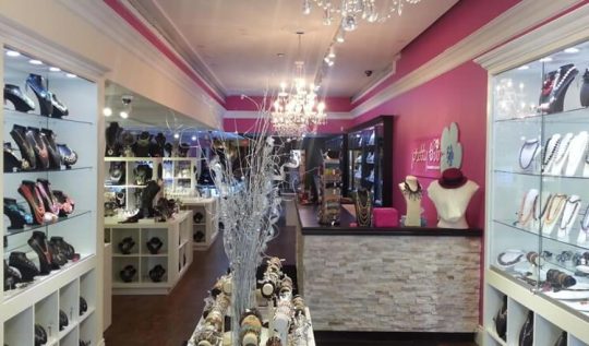Pretty Things Store, Oakville ON – Interior Renovation