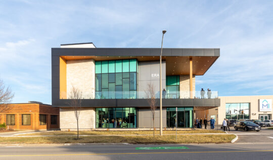 2496 Bristol Circle, Oakville ON – Banquet Hall