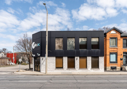 374 Main Street West, Hamilton ON – Exterior Office Renovation